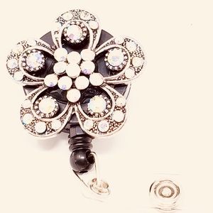 Badge Holder Flower